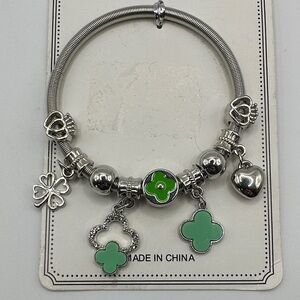 Silver tone and Green Lucky 🍀 Charm Bracelet